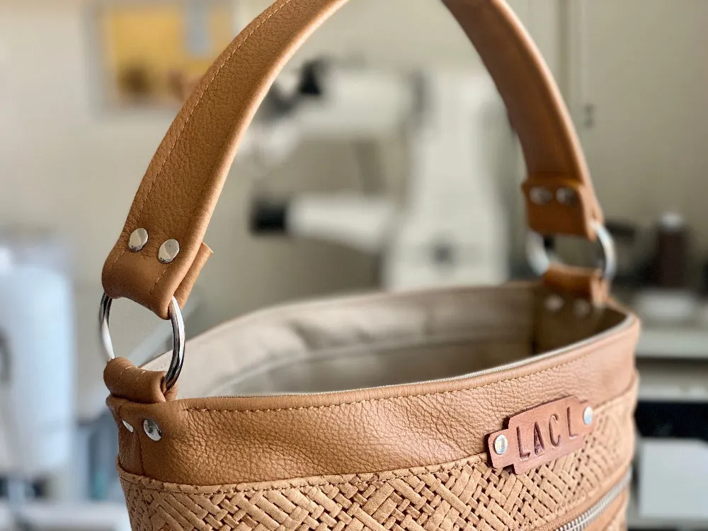 Bucket in Raffia Weave, Camel