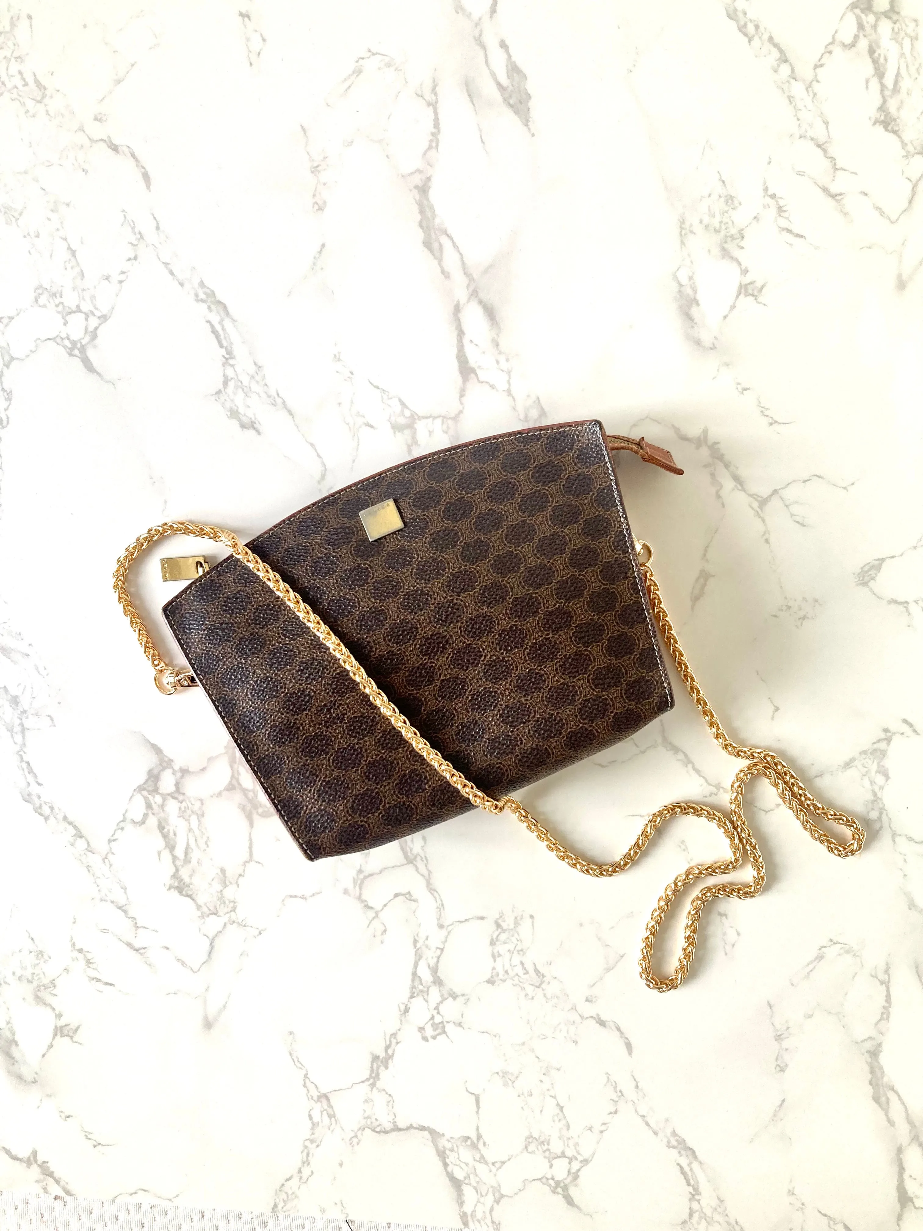 CELINE 稀有貝殼型咖啡色老花小包/側背包