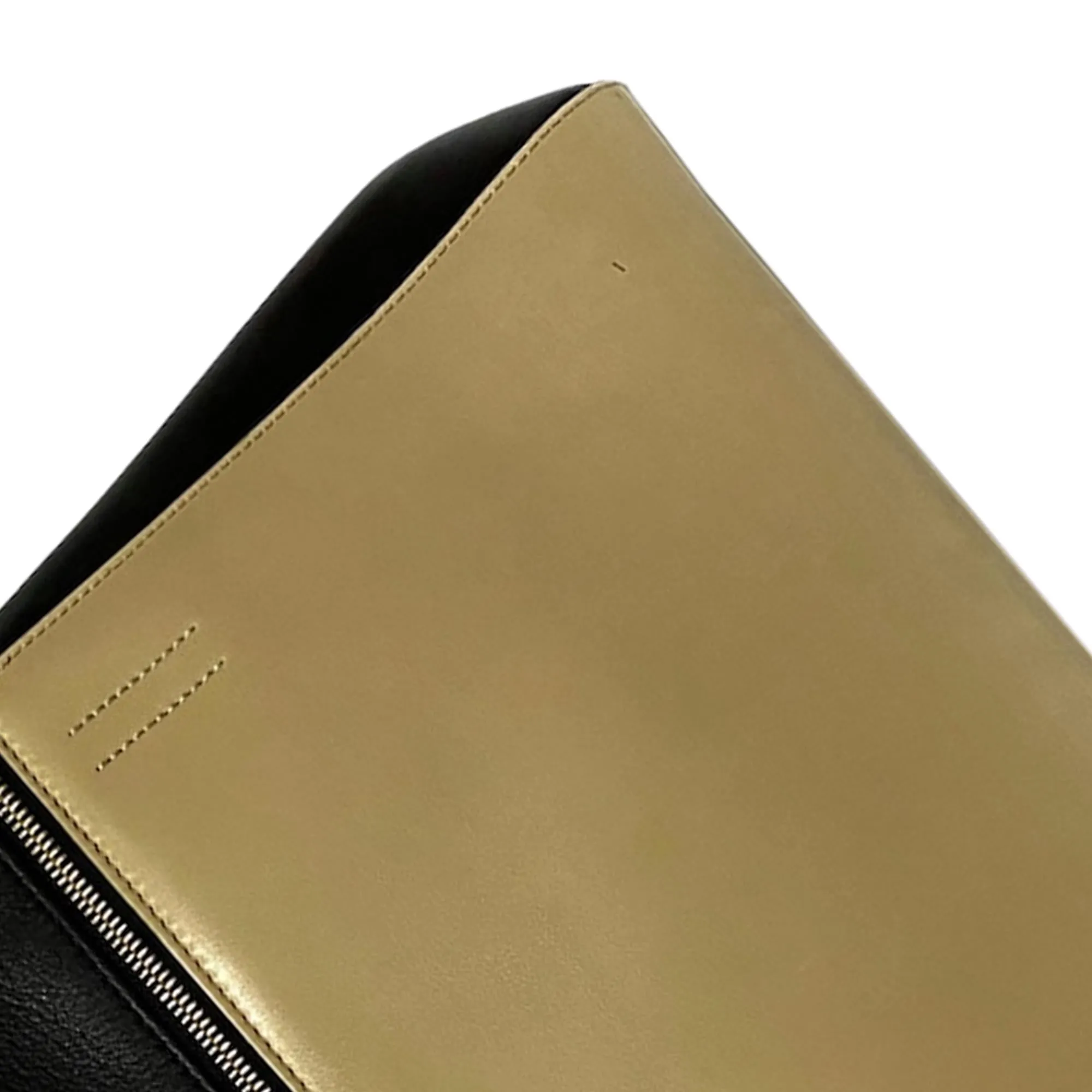 Celine Medium Edge Bicolor Leather Handbag (SHG-36189)