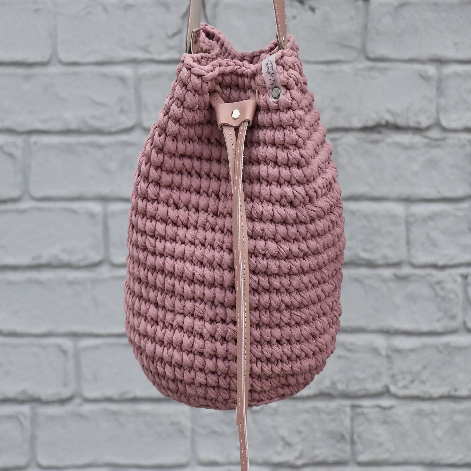 Crochet Bucket bag pattern, US standard terms, Skill level beginner