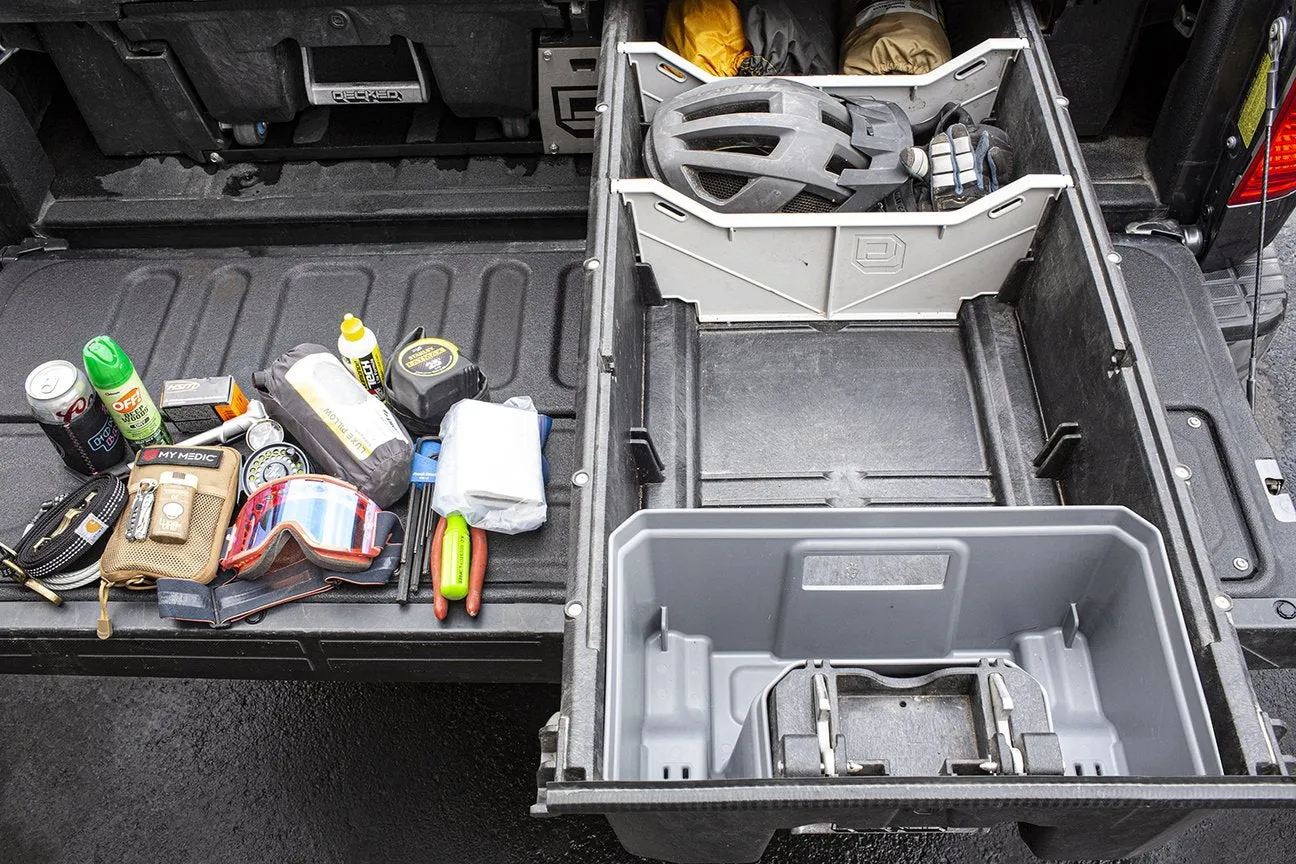 Decked Drawerganizer™ | Dimensions 17.625" W × 10.125" L × 8" H