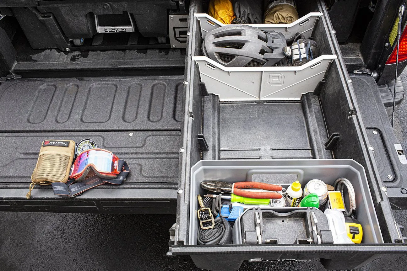 Decked Drawerganizer™ | Dimensions 17.625" W × 10.125" L × 8" H