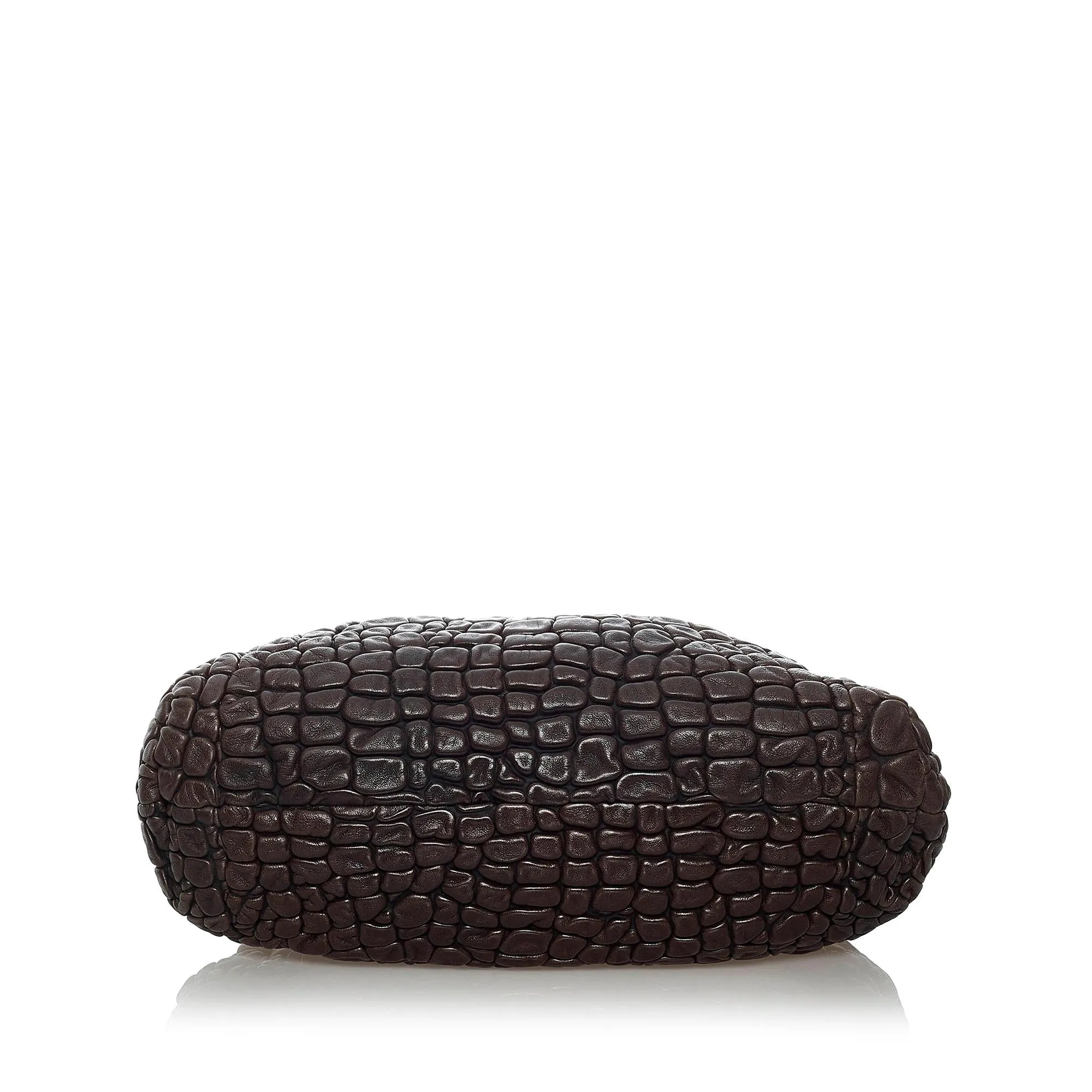 Fendi Puckered Bubble Leather Chef Shoulder Bag (SHG-29866)