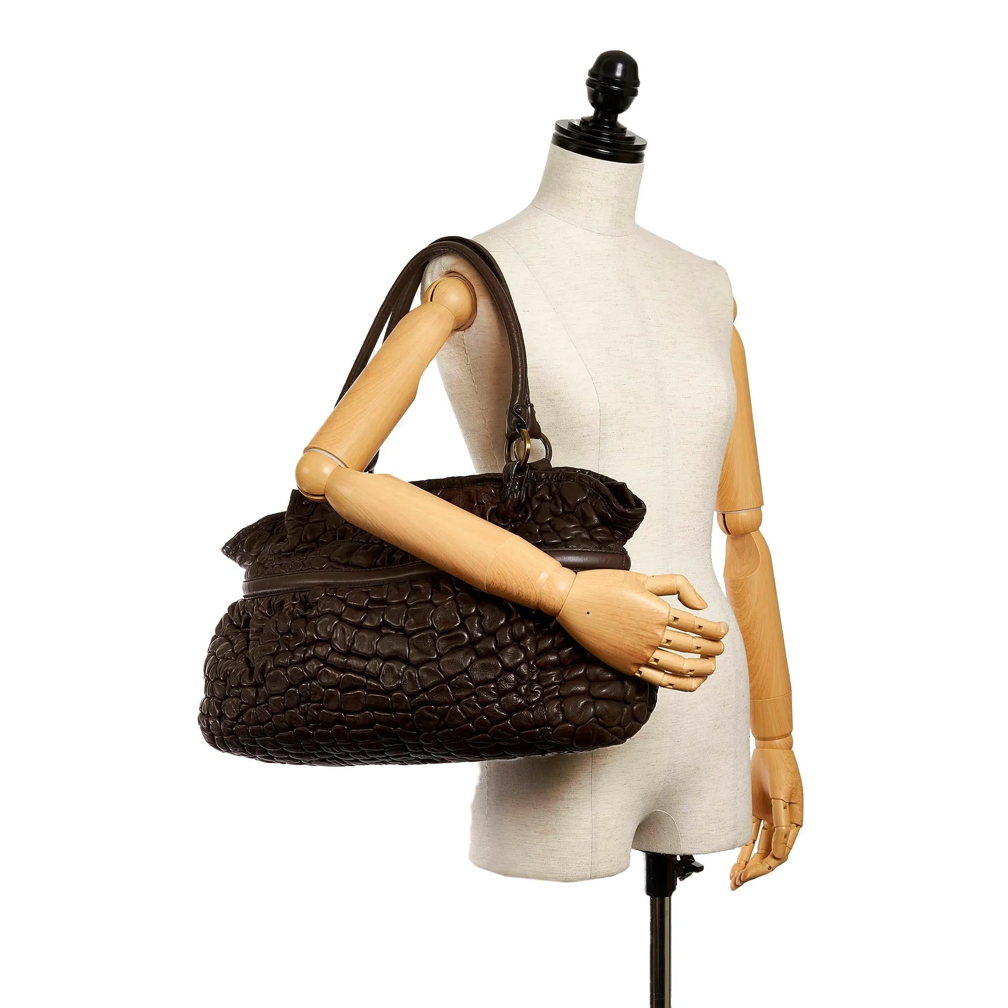 Fendi Puckered Bubble Leather Chef Shoulder Bag (SHG-29866)