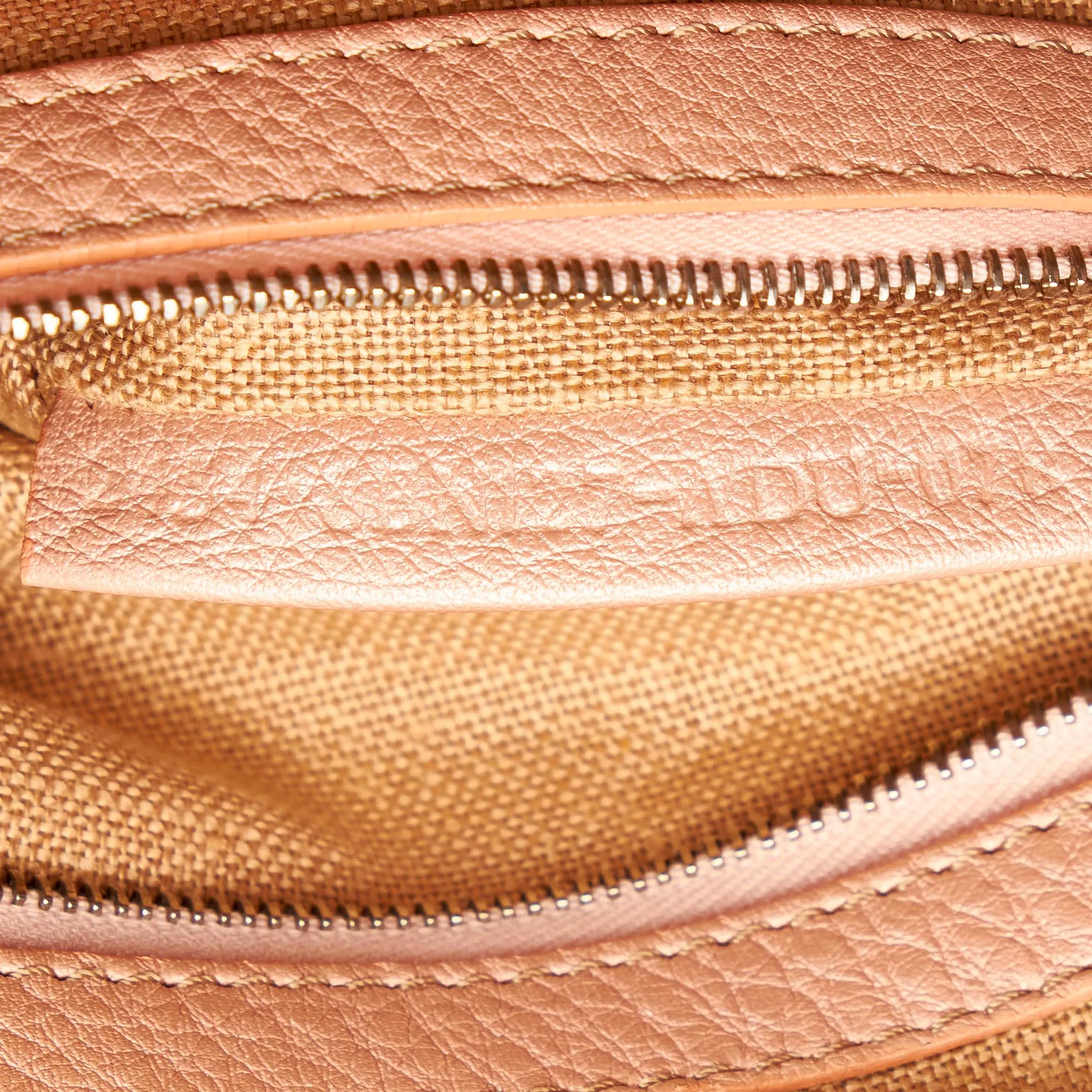 Fendi Selleria Leather Handbag (SHG-27467)