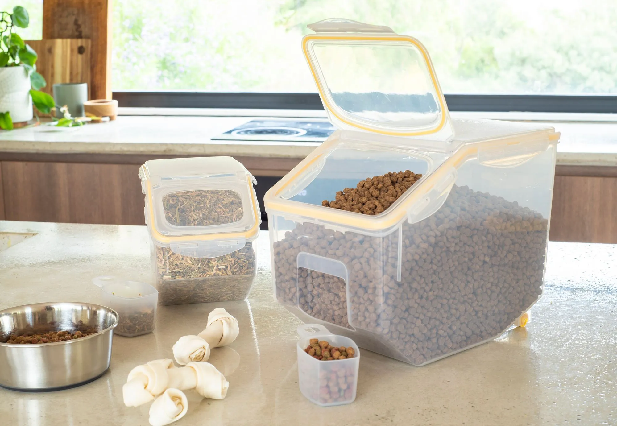Lock & Lock Pet Small Dry Food Storage 5Lt