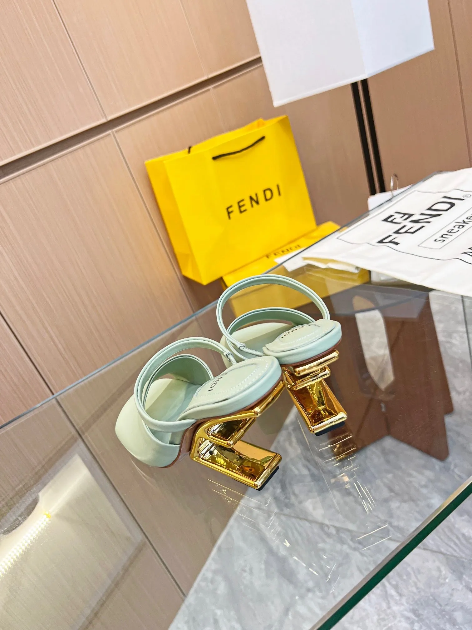 SE1044 Fendi First / Size5-11