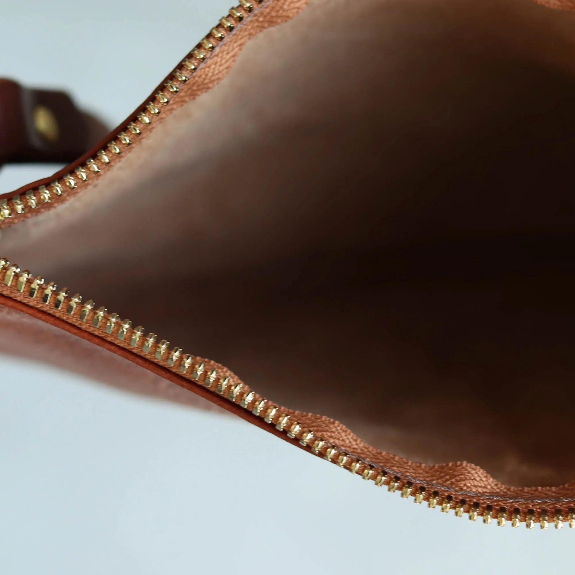 Small Leather Crossbody Clutch Bag - Cognac